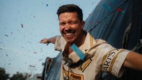 Nico Santos singt am 1.9.23 in Bremerhaven